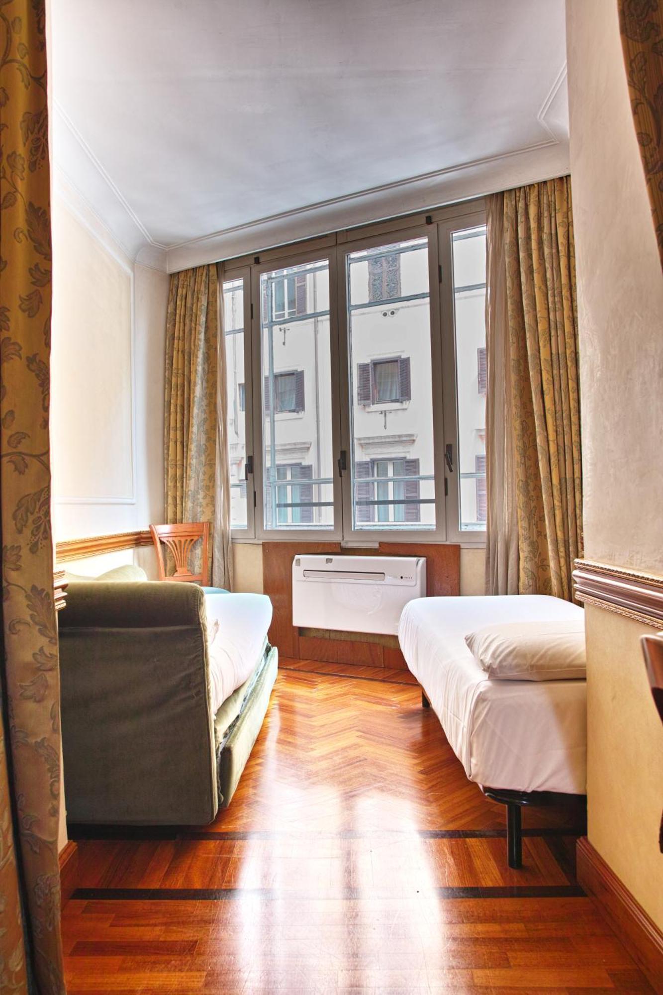 Hotel Hiberia Roma Esterno foto