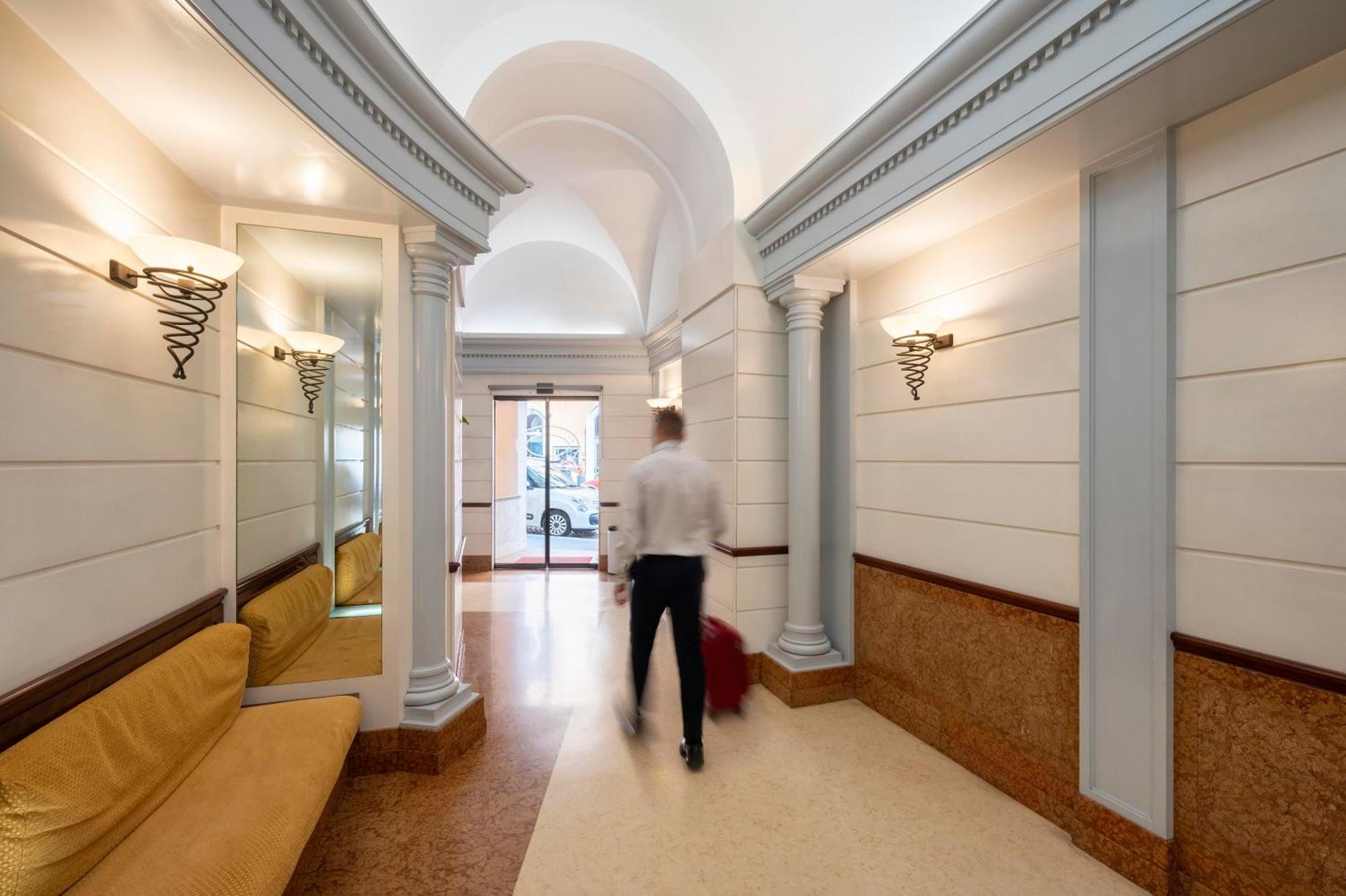 Hotel Hiberia Roma Esterno foto